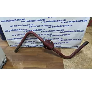 Кронштейн крепления КПП RVI 5010316570 верхний (поперечина) Кронштейн крепления КПП RVI 5010316570 верхний (поперечина)